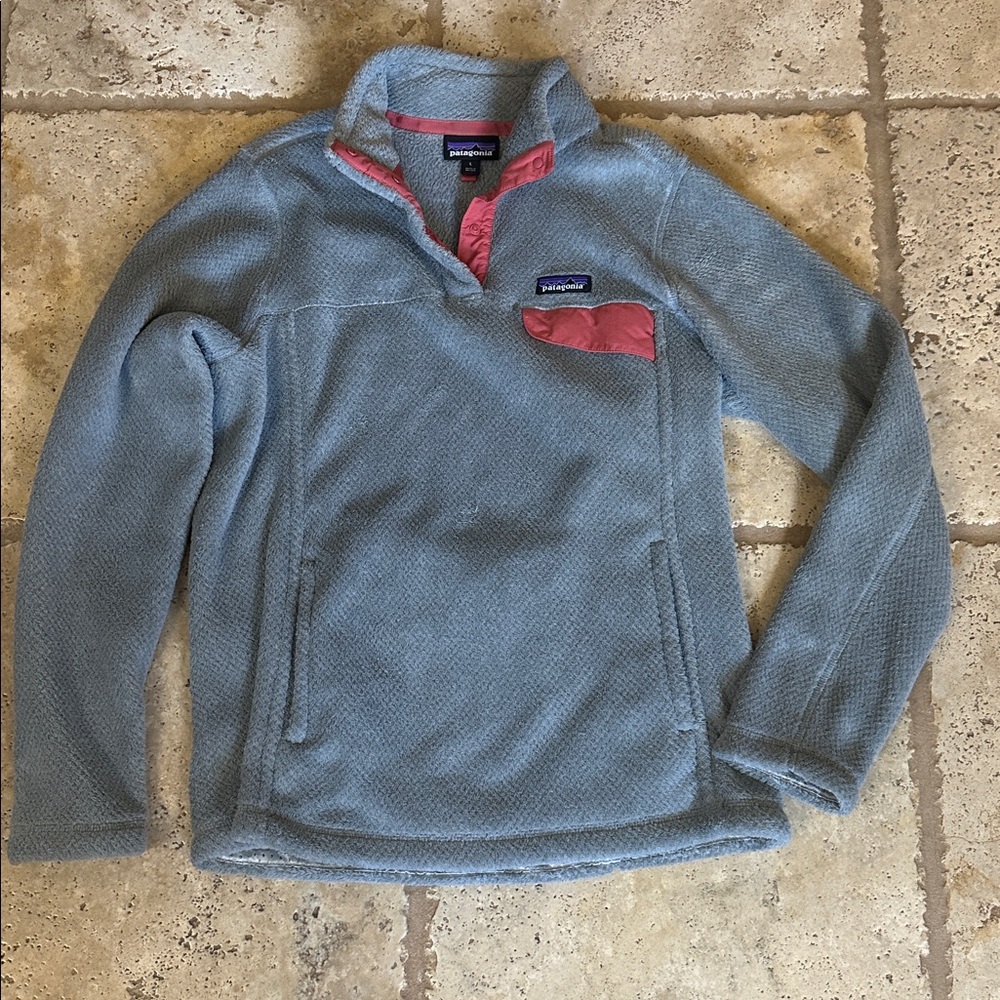 Patagonia Teal Fleece Pullover with Coral Details